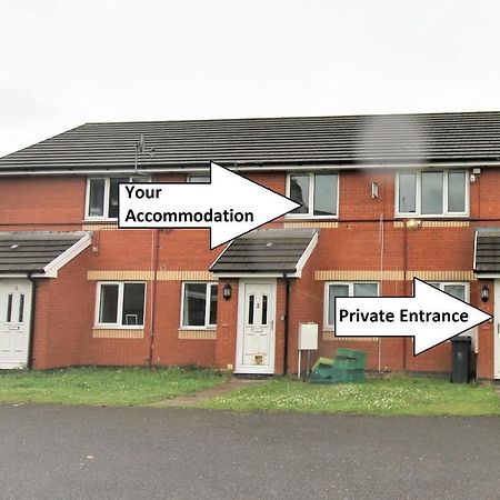 Thesiger Court Apartments - Free Private Parking - By Property Promise Cardiff Exterior photo